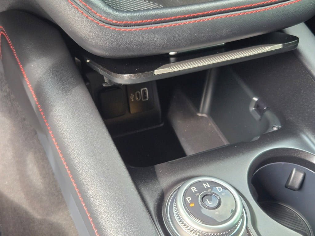 Certified 2025 Ford Explorer ST-Line w/ ST-Line Street Pack AWD/4WD image 29
