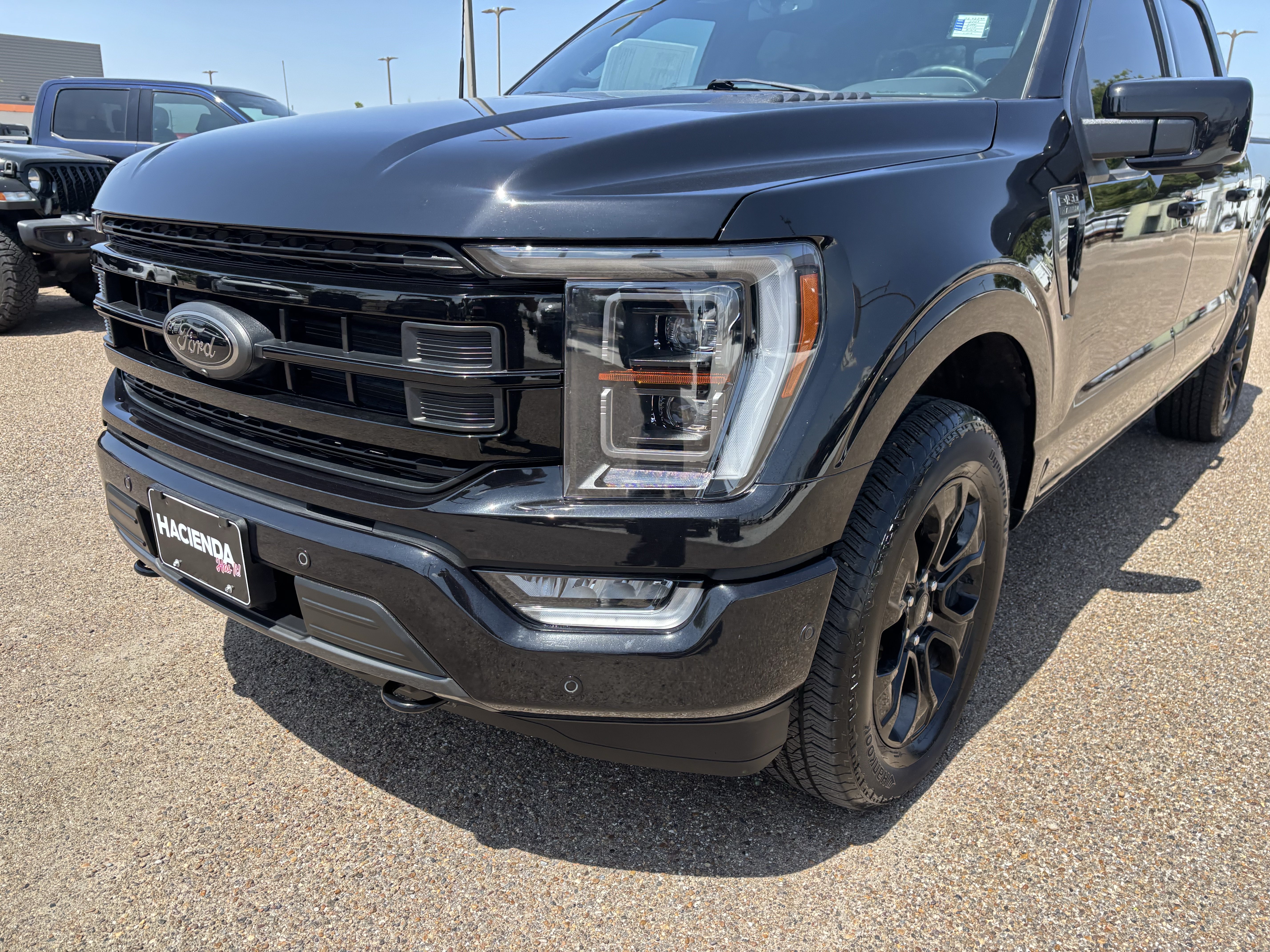 Certified 2023 Ford F150 Platinum w/ Equipment Group 701A High AWD/4WD image 7