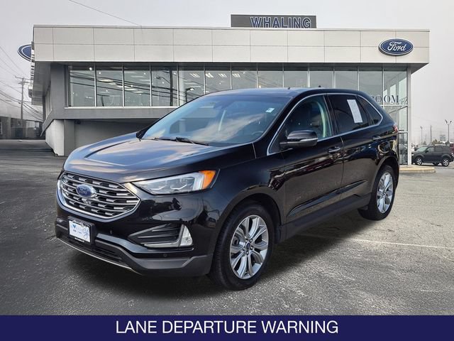 Certified 2022 Ford Edge Titanium w/ Equipment Group 301A AWD/4WD image 3