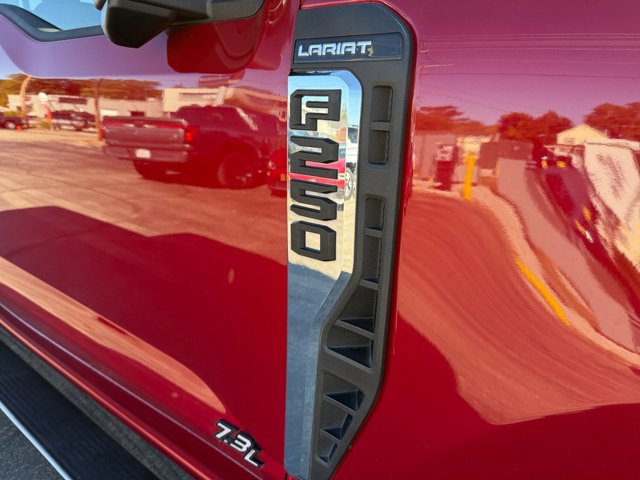 Certified 2024 Ford F250 Lariat w/ Lariat Ultimate Package image 30