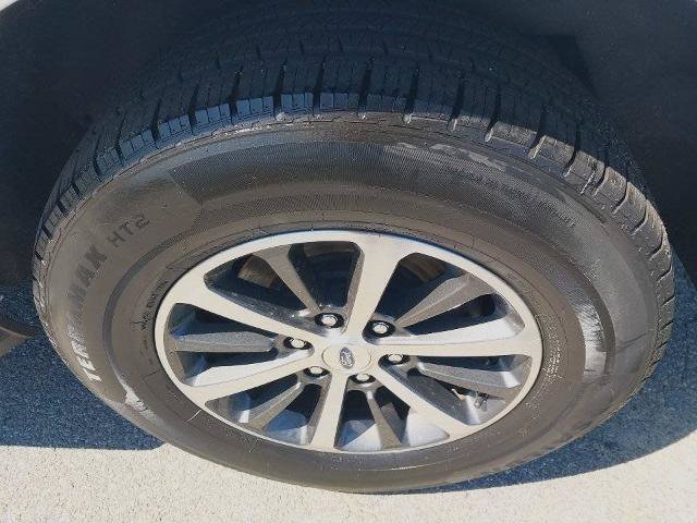 Certified 2019 Ford Expedition XLT w/ Equipment Group 201A AWD/4WD image 12