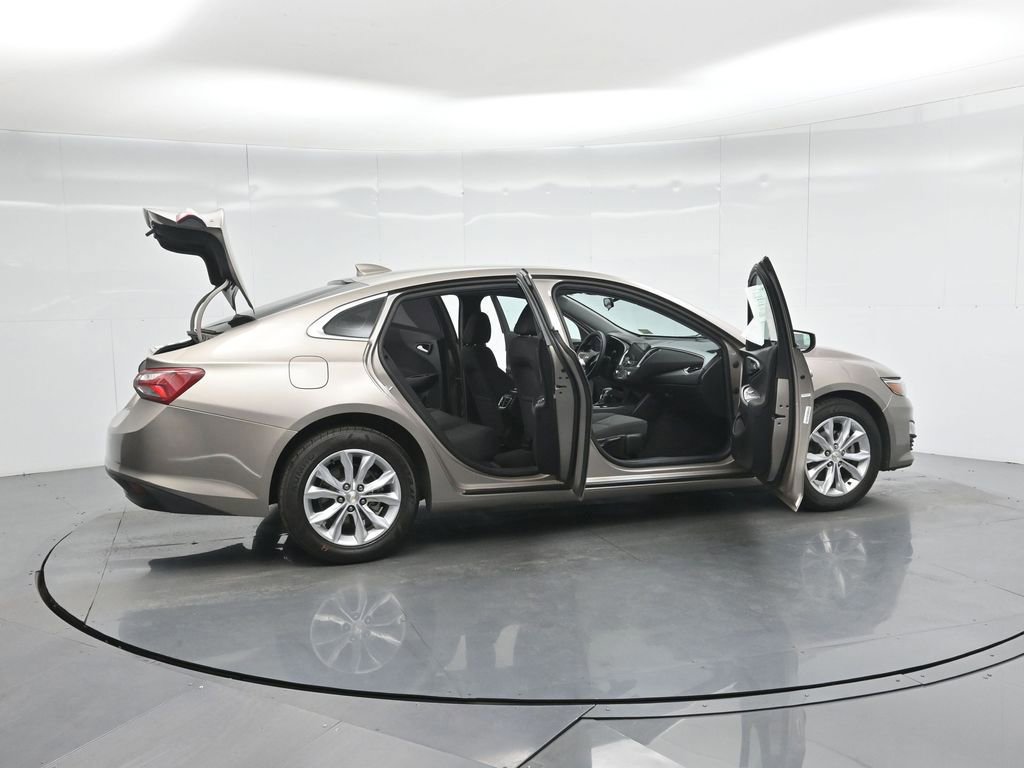 Used 2022 Chevrolet Malibu LT image 34