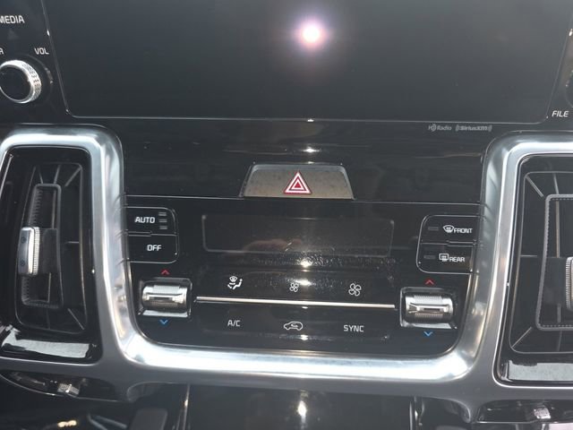 Used 2023 Kia Sorento SX AWD/4WD image 4