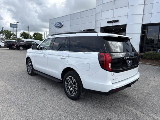 Certified 2025 Ford Expedition Active AWD/4WD image 13