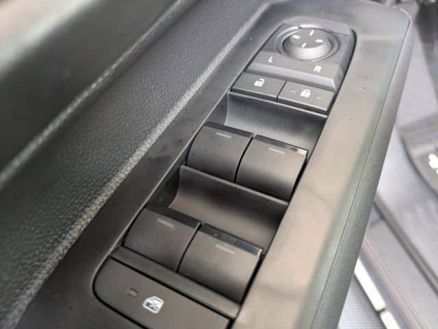 Used 2026 Toyota Tacoma SR5 image 19