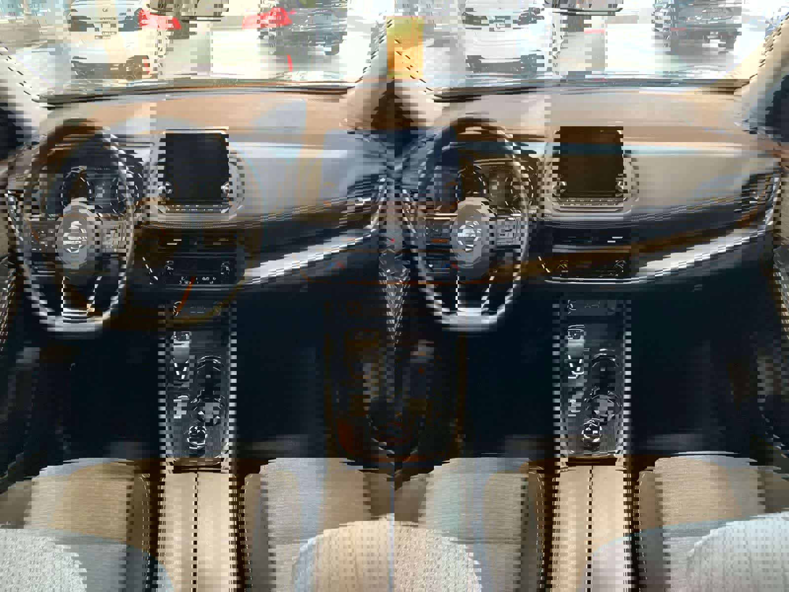 Used 2023 Nissan Rogue SV image 21