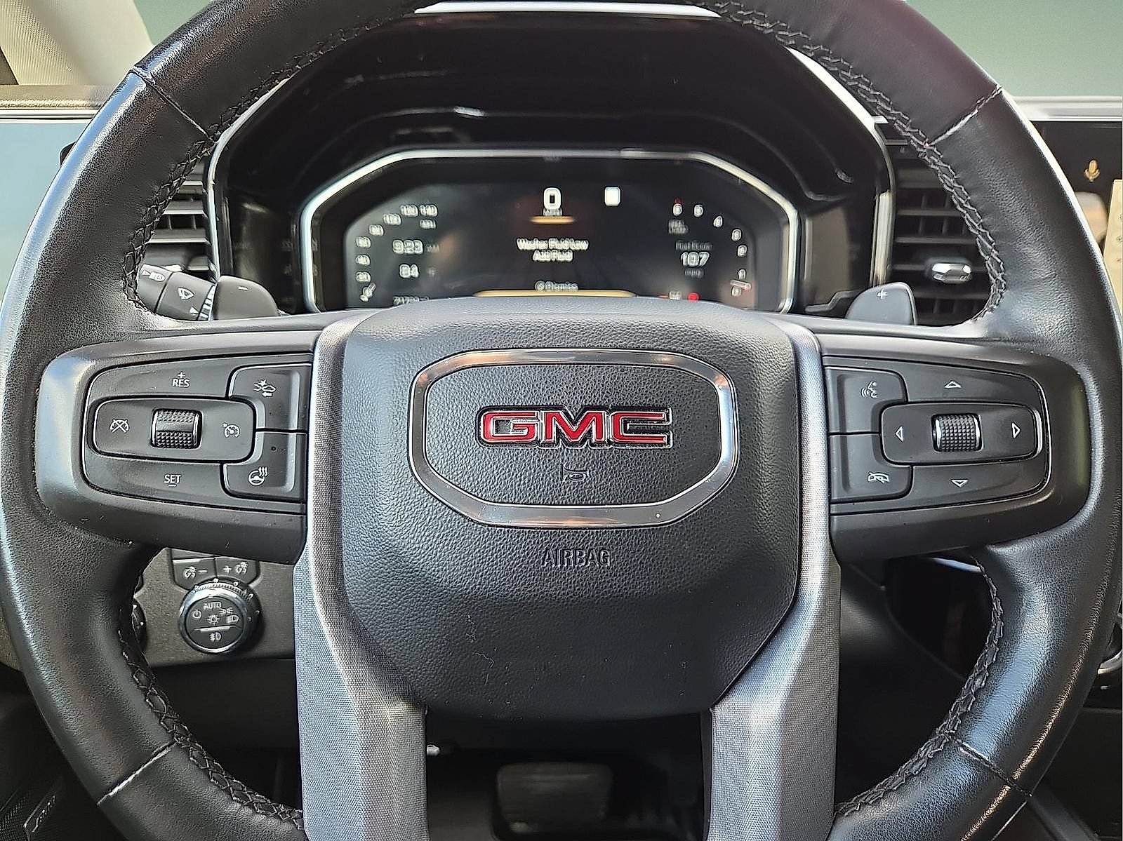 Used 2023 GMC Sierra 1500 SLT w/ SLT Convenience Package AWD/4WD image 24