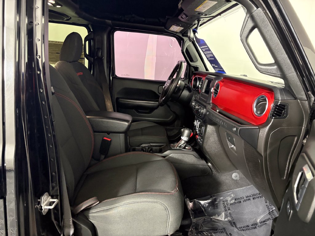 Used 2020 Jeep Wrangler Unlimited Rubicon w/ Cold Weather Group AWD/4WD image 33