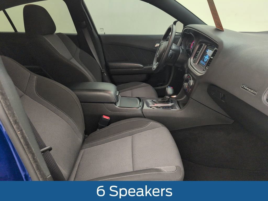 Used 2022 Dodge Charger SXT w/ Blacktop Package image 16