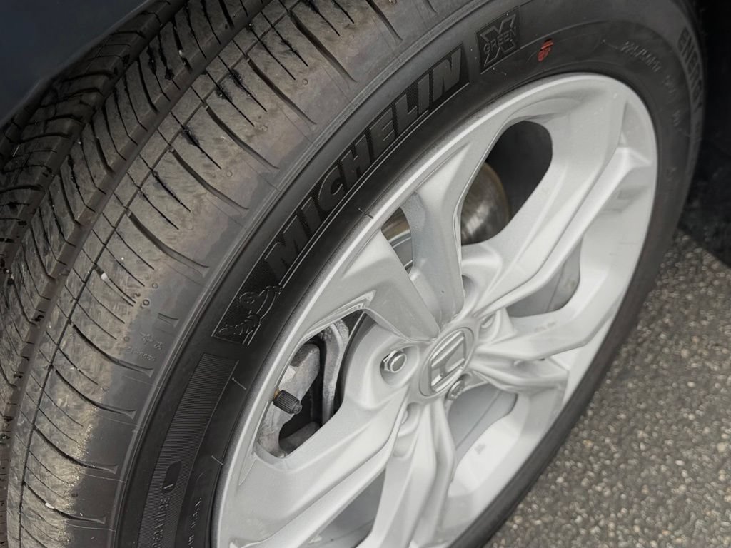 Used 2025 Honda Accord LX image 14