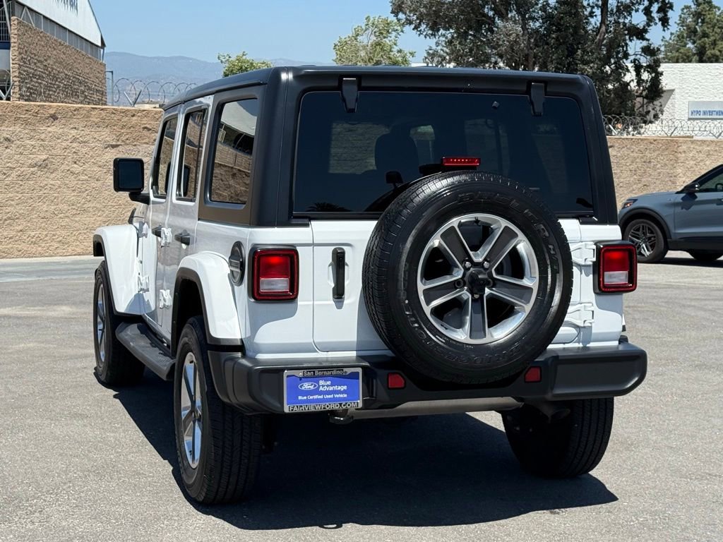 Used 2022 Jeep Wrangler Unlimited Sahara AWD/4WD image 5