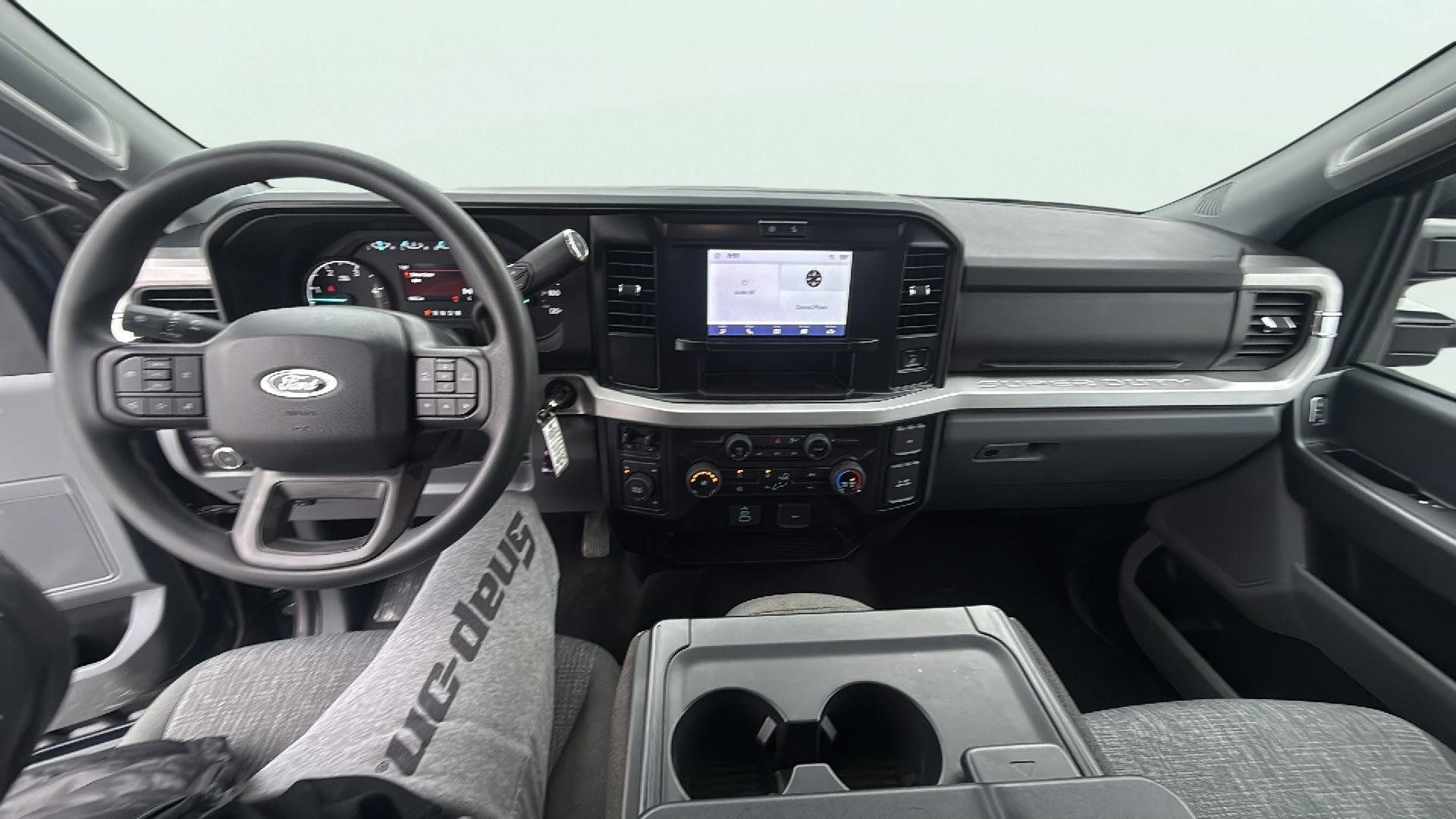 Certified 2025 Ford F450 XLT w/ FX4 Off-Road Package image 11