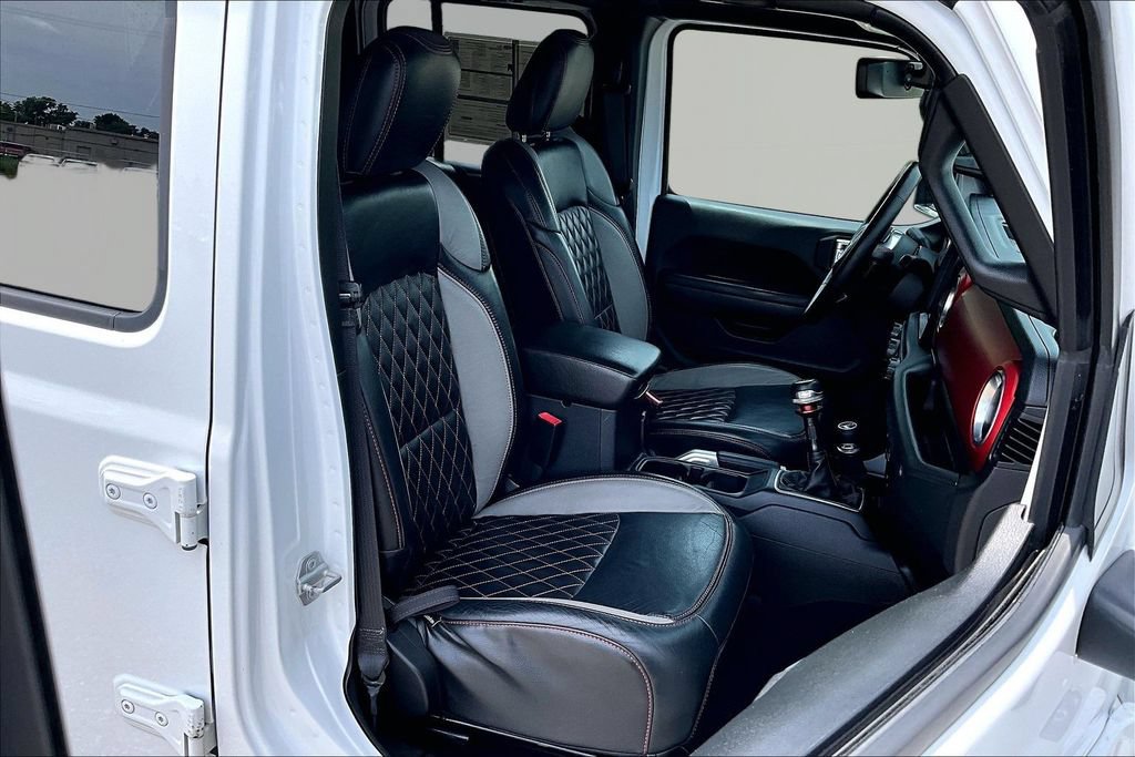 Used 2018 Jeep Wrangler Unlimited Rubicon AWD/4WD image 7