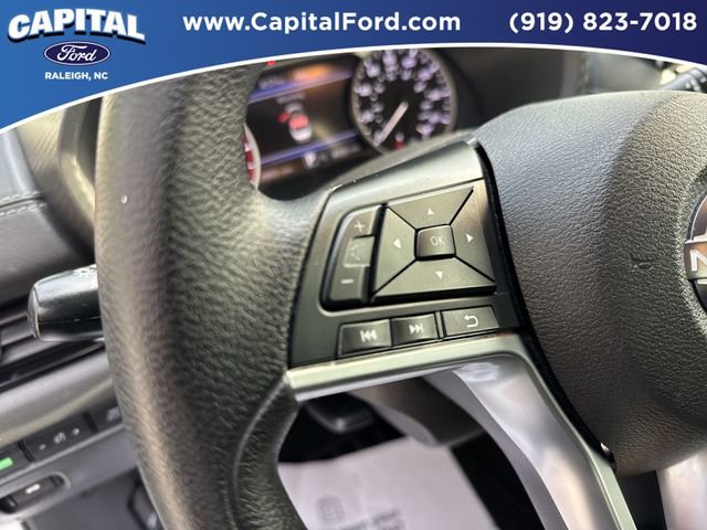 Used 2025 Nissan Sentra SV FWD image 22