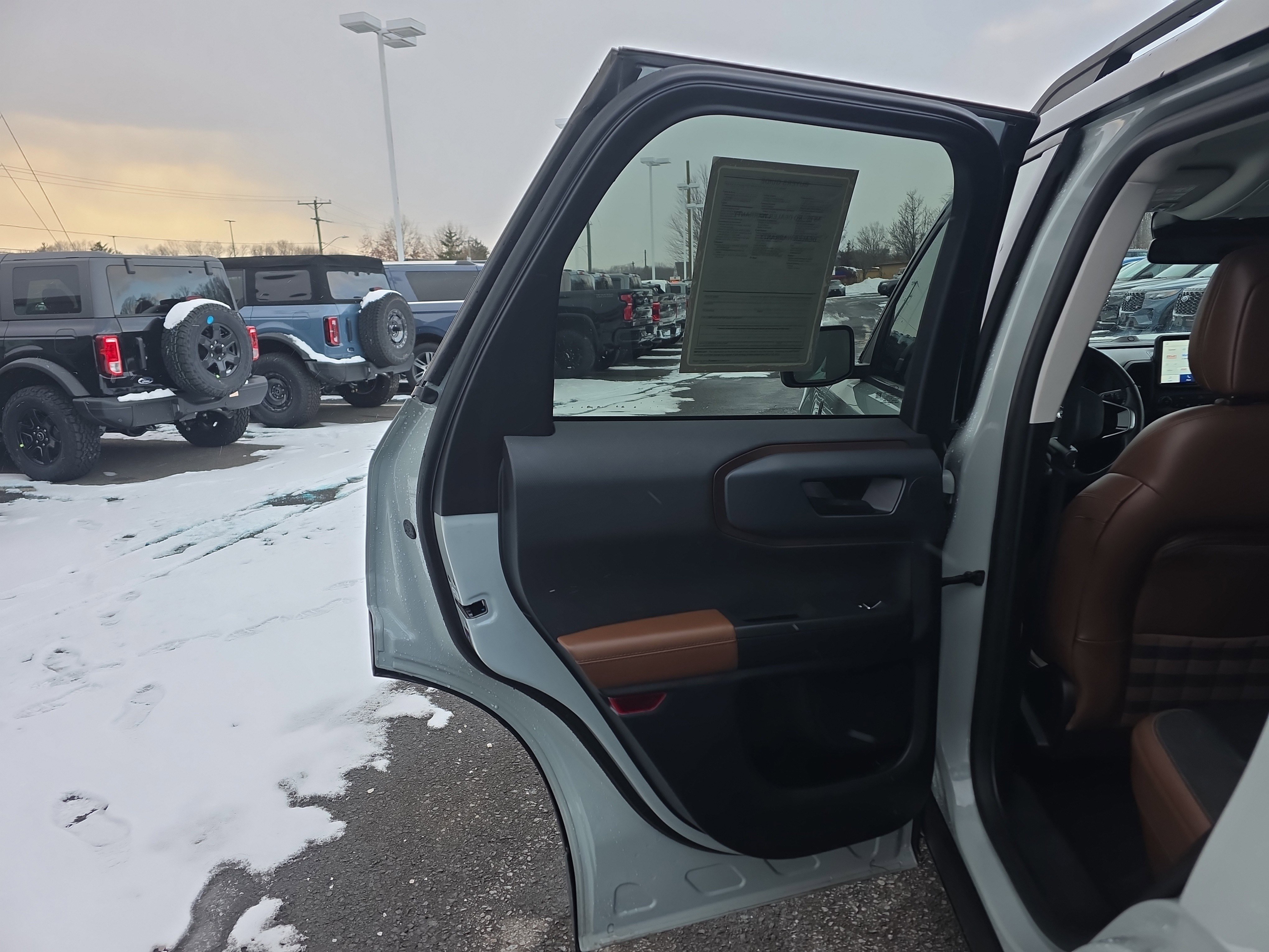 Certified 2021 Ford Bronco Sport Outer Banks w/ Outer Banks Package (96D) image 23