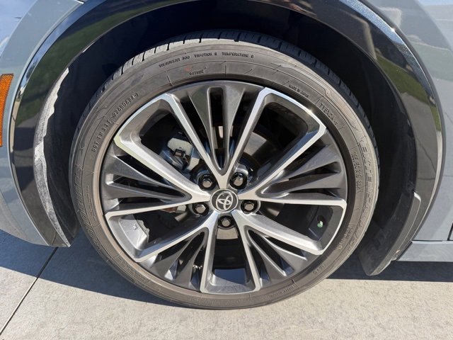 Used 2024 Toyota Prius Limited image 4