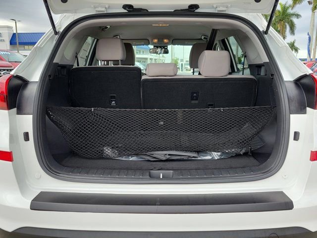 Used 2020 Hyundai Tucson SE image 12