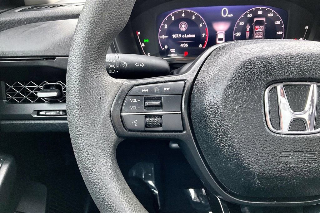 Used 2023 Honda Accord EX image 17