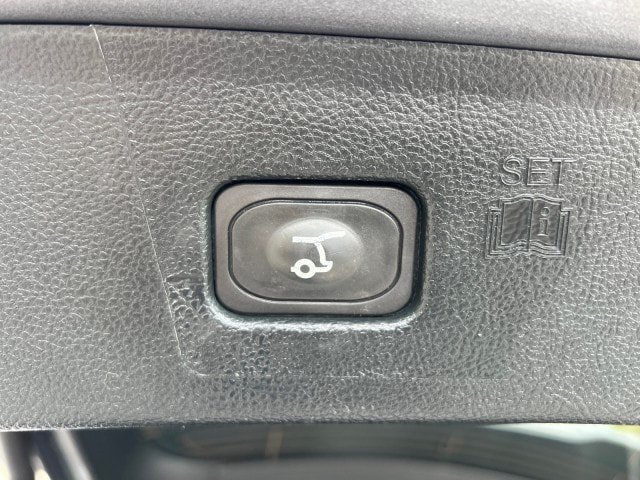 Certified 2022 Ford Edge Titanium AWD/4WD image 35