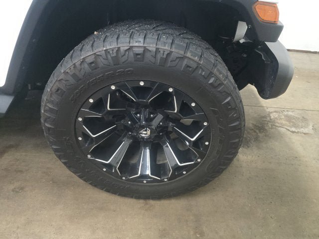Used 2021 Jeep Wrangler Unlimited Sahara AWD/4WD image 2