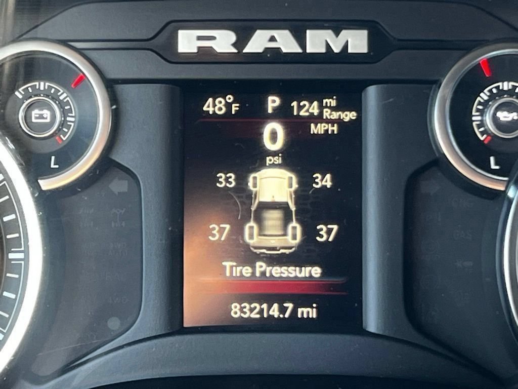 Used 2022 RAM 1500 Big Horn AWD/4WD image 17
