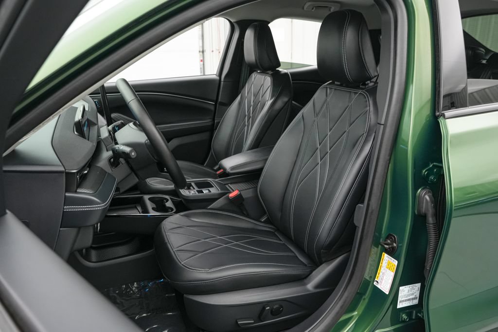 Certified 2025 Ford Mustang Mach-E Select RWD image 13