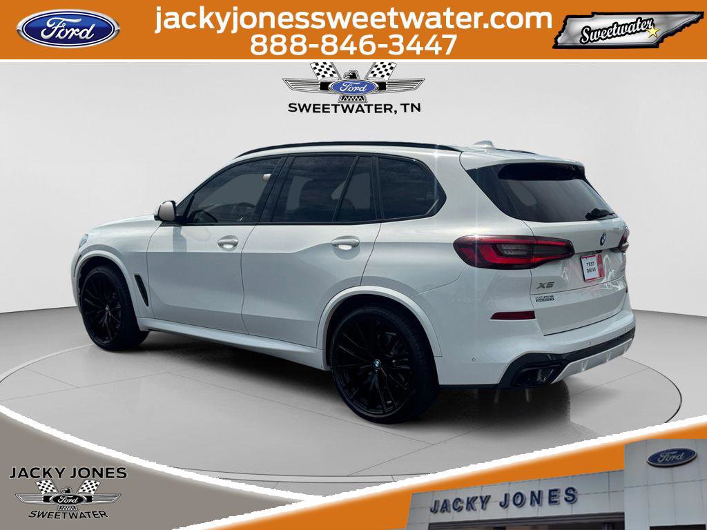 Used 2021 BMW X5 sDrive40i w/ M Sport Package RWD image 3