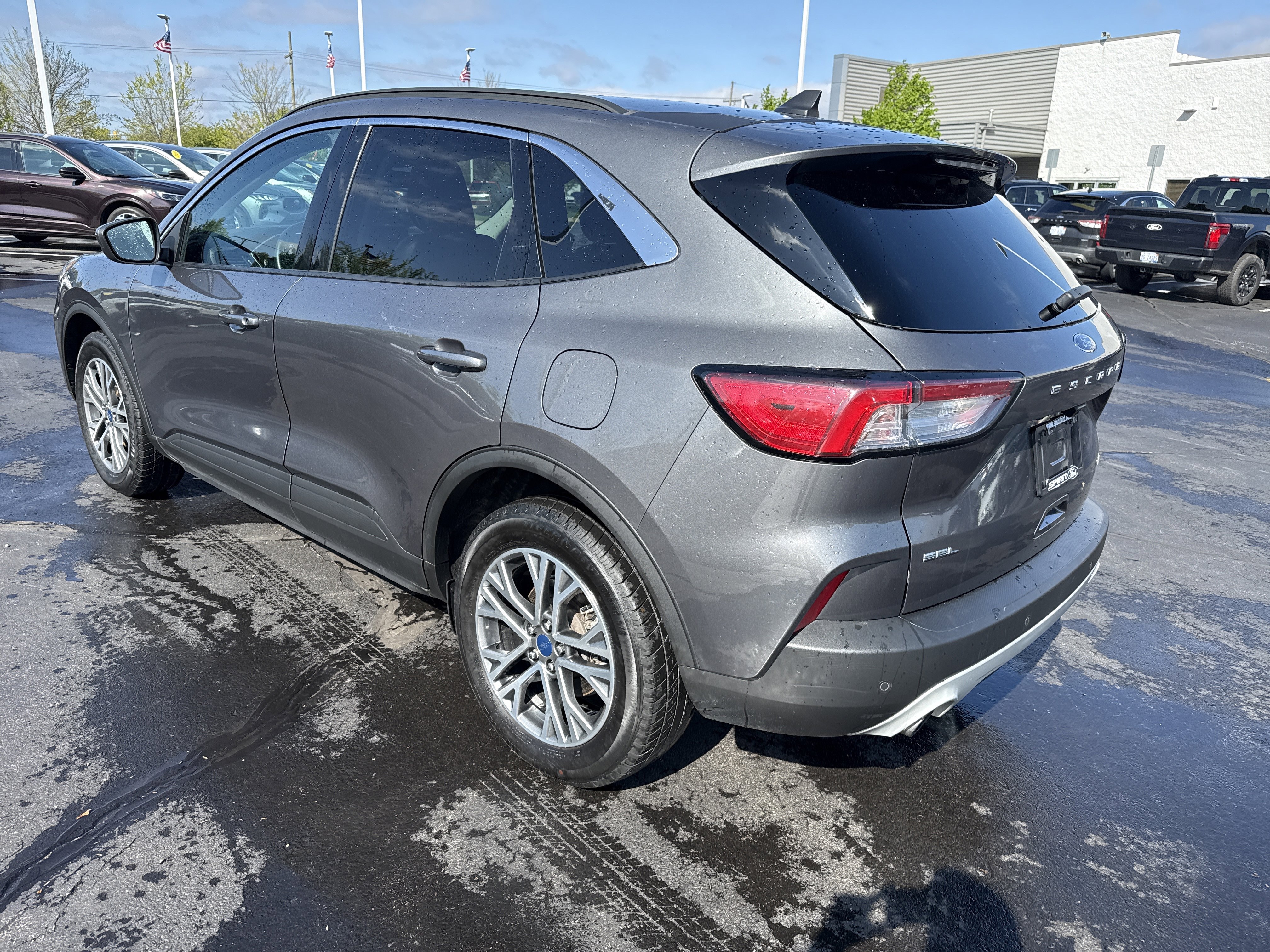 Certified 2021 Ford Escape SEL w/ Technology Package AWD/4WD image 5
