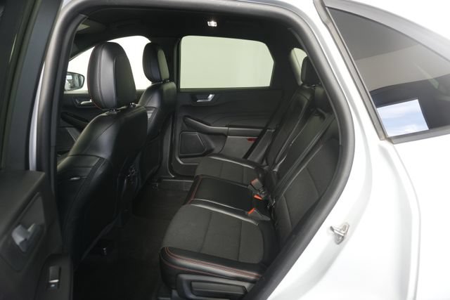 Certified 2025 Ford Escape ST-Line Select AWD/4WD image 27