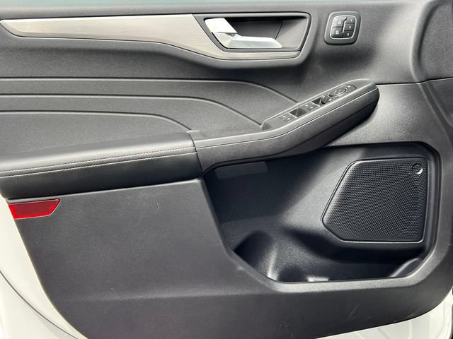 Certified 2022 Ford Escape Titanium FWD image 15