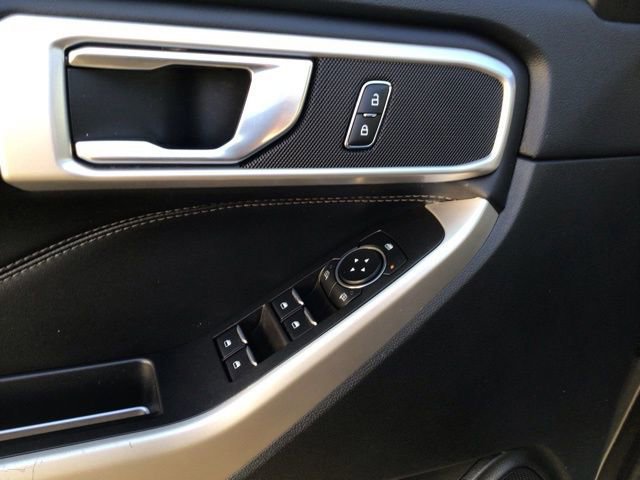 Certified 2023 Ford Explorer XLT w/ Equipment Group 202A image 19