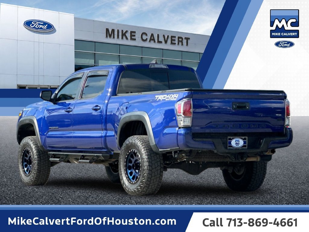 Used 2022 Toyota Tacoma TRD Off-Road w/ TRD Premium Off Road Package AWD/4WD image 3