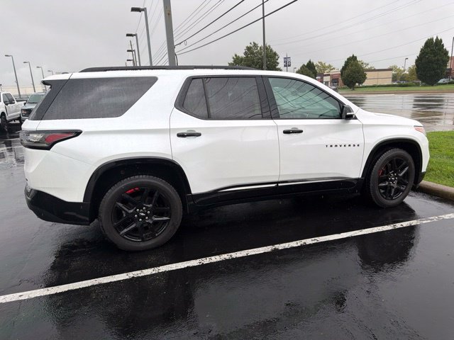 Used 2019 Chevrolet Traverse Premier w/ Redline Edition AWD/4WD image 4