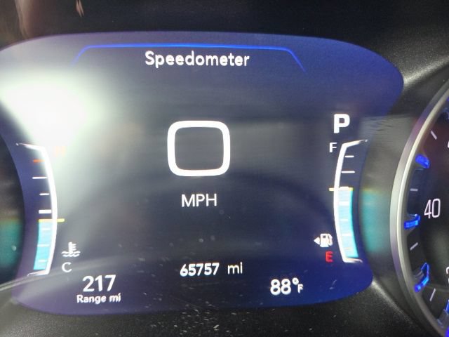 Used 2023 Chrysler Pacifica Touring-L FWD image 45