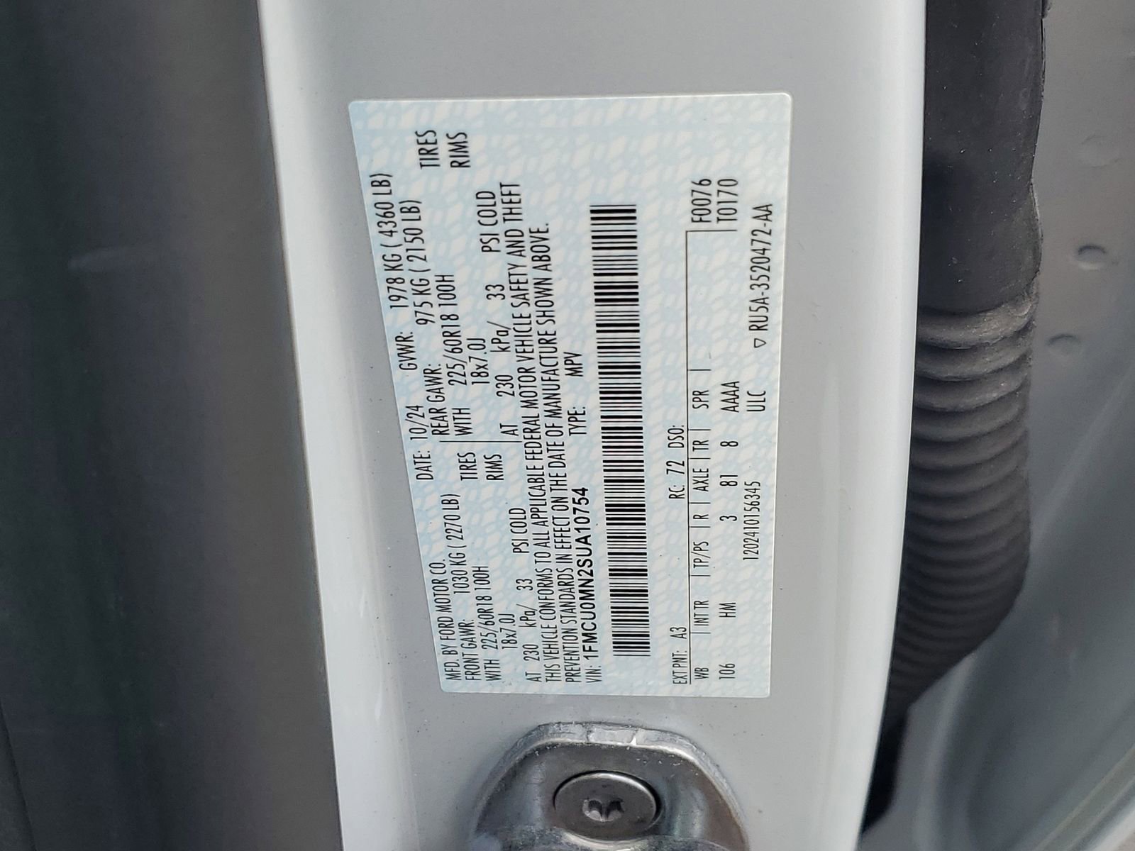 Certified 2025 Ford Escape ST-Line FWD image 30