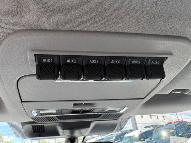 Certified 2024 Ford F350 Limited w/ Snow Plow Prep Package AWD/4WD image 39