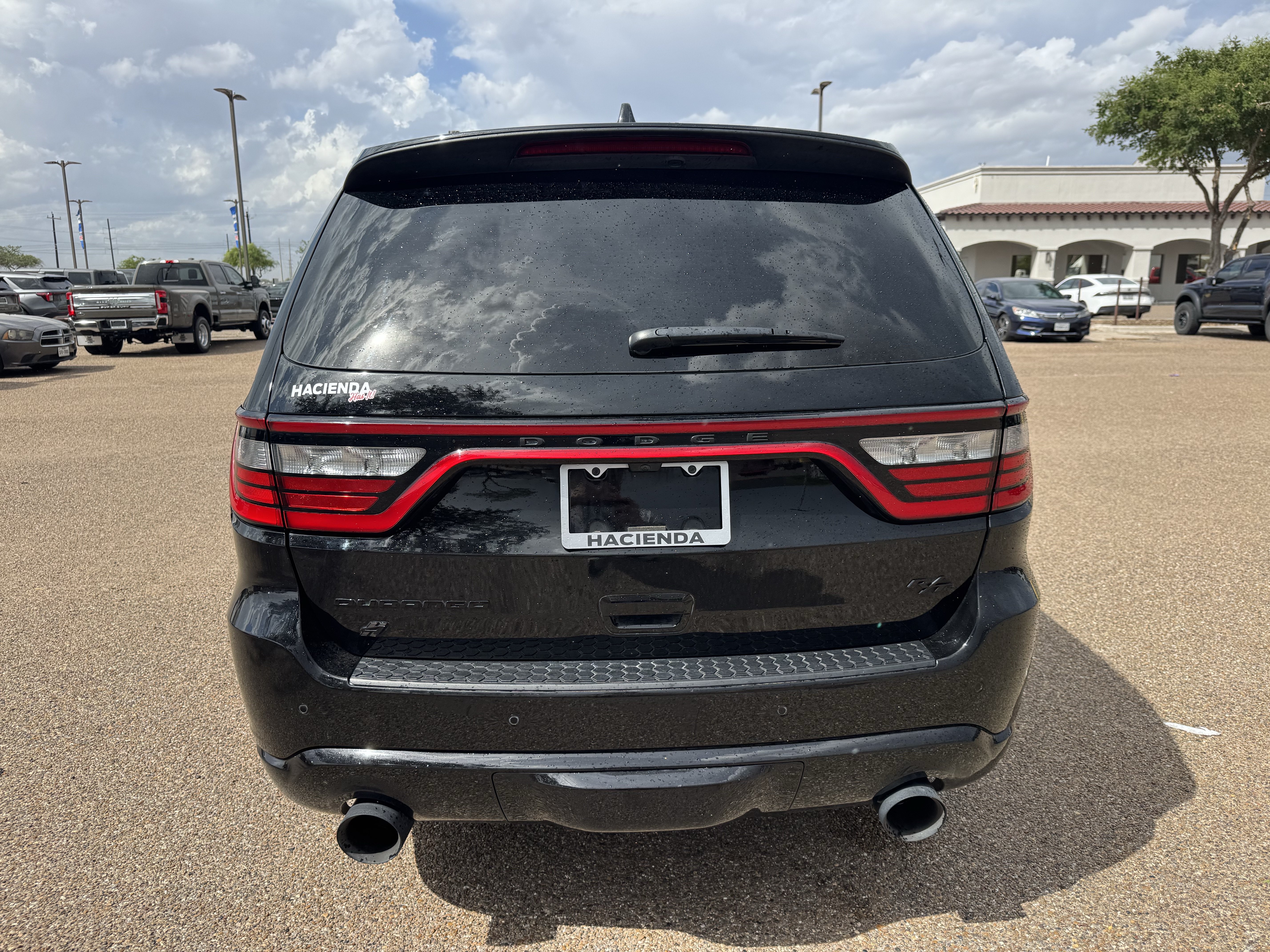 Used 2025 Dodge Durango R/T AWD/4WD image 3