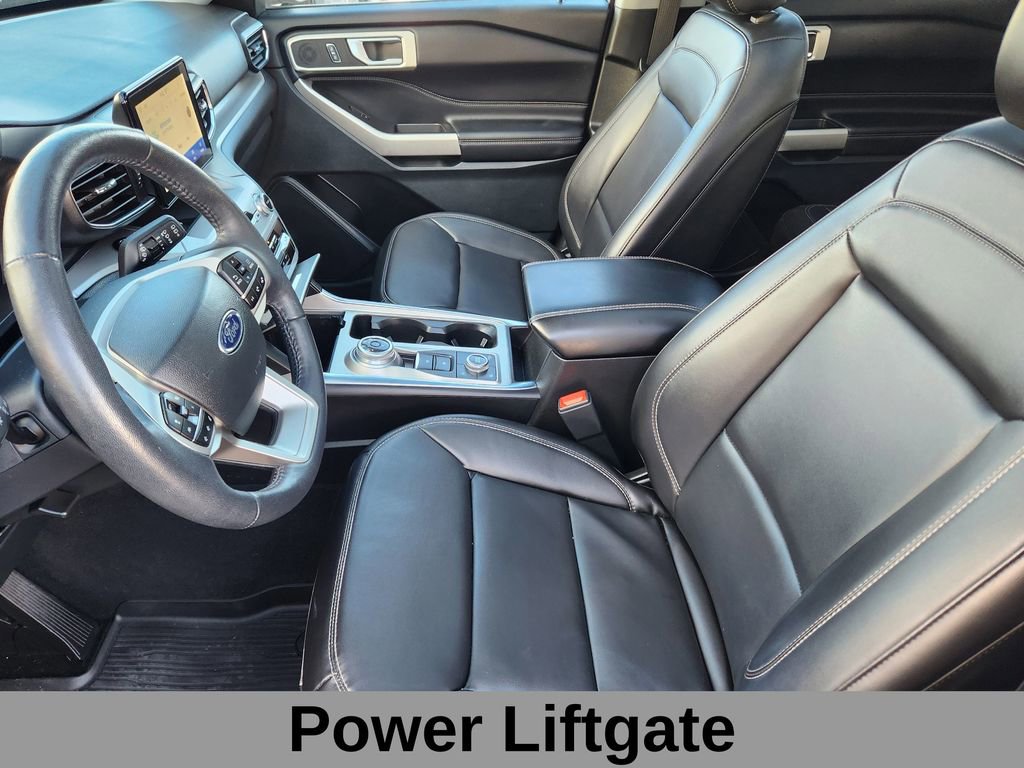Certified 2023 Ford Explorer XLT w/ Equipment Group 202A image 10