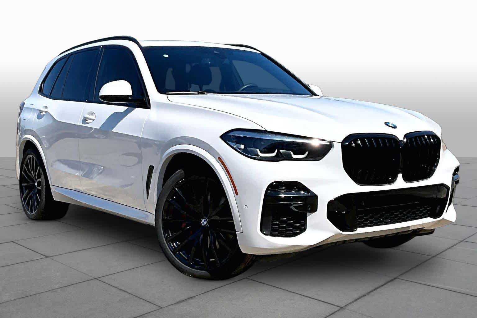 Used 2022 BMW X5 xDrive40i w/ M Sport Package AWD/4WD image 5