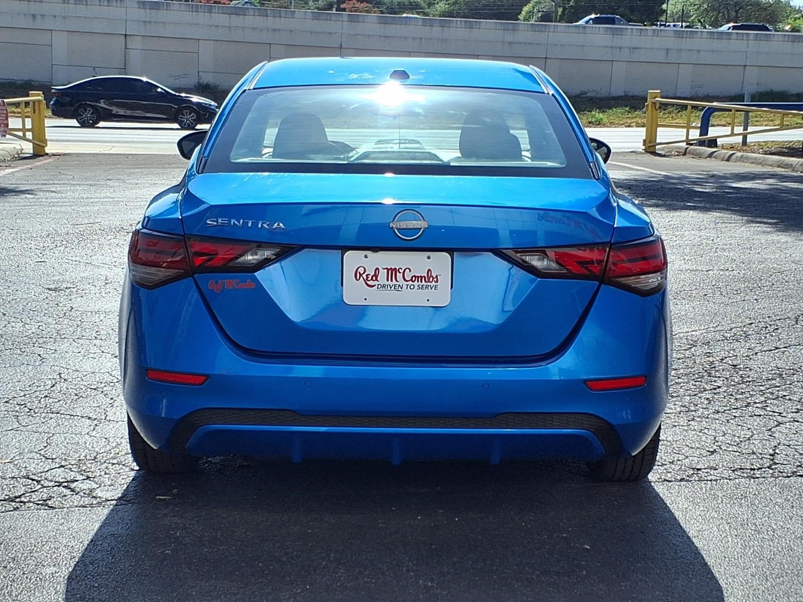 Used 2025 Nissan Sentra SV FWD image 7