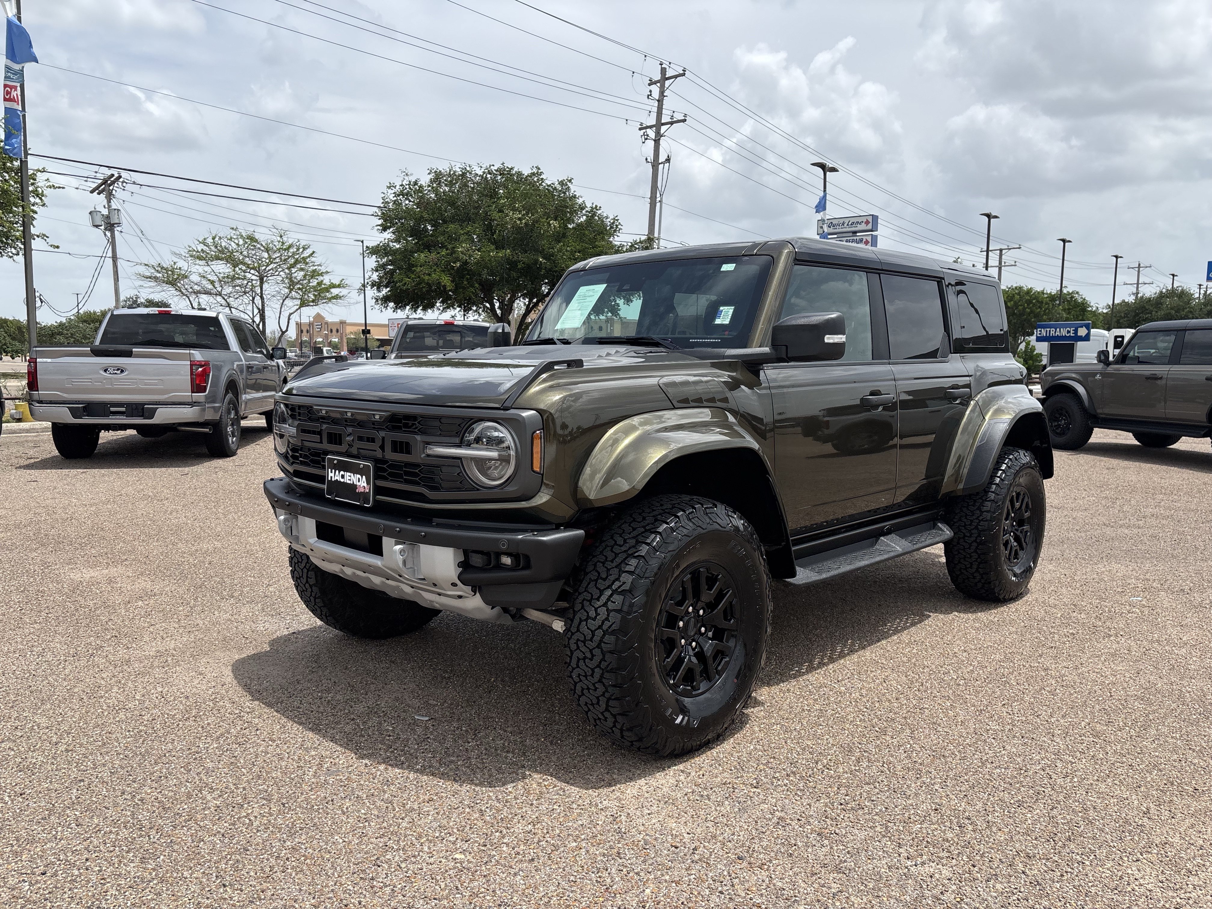 Certified 2026 Ford Bronco Raptor AWD/4WD image 1