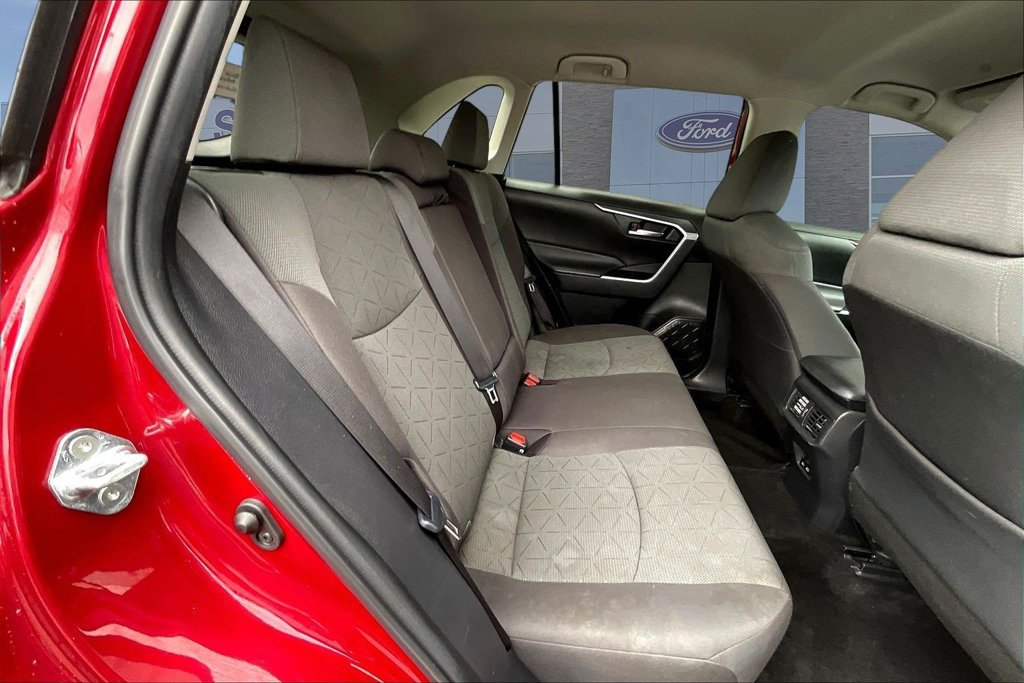 Used 2023 Toyota RAV4 XLE FWD image 25