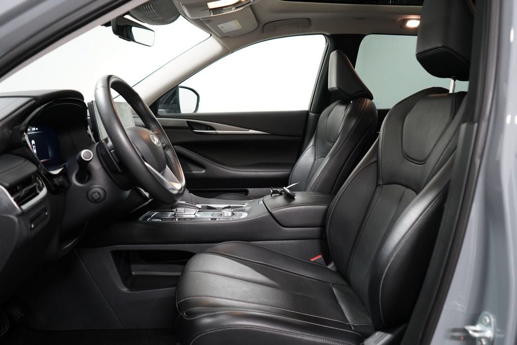 Used 2025 INFINITI QX60 Luxe AWD/4WD image 13
