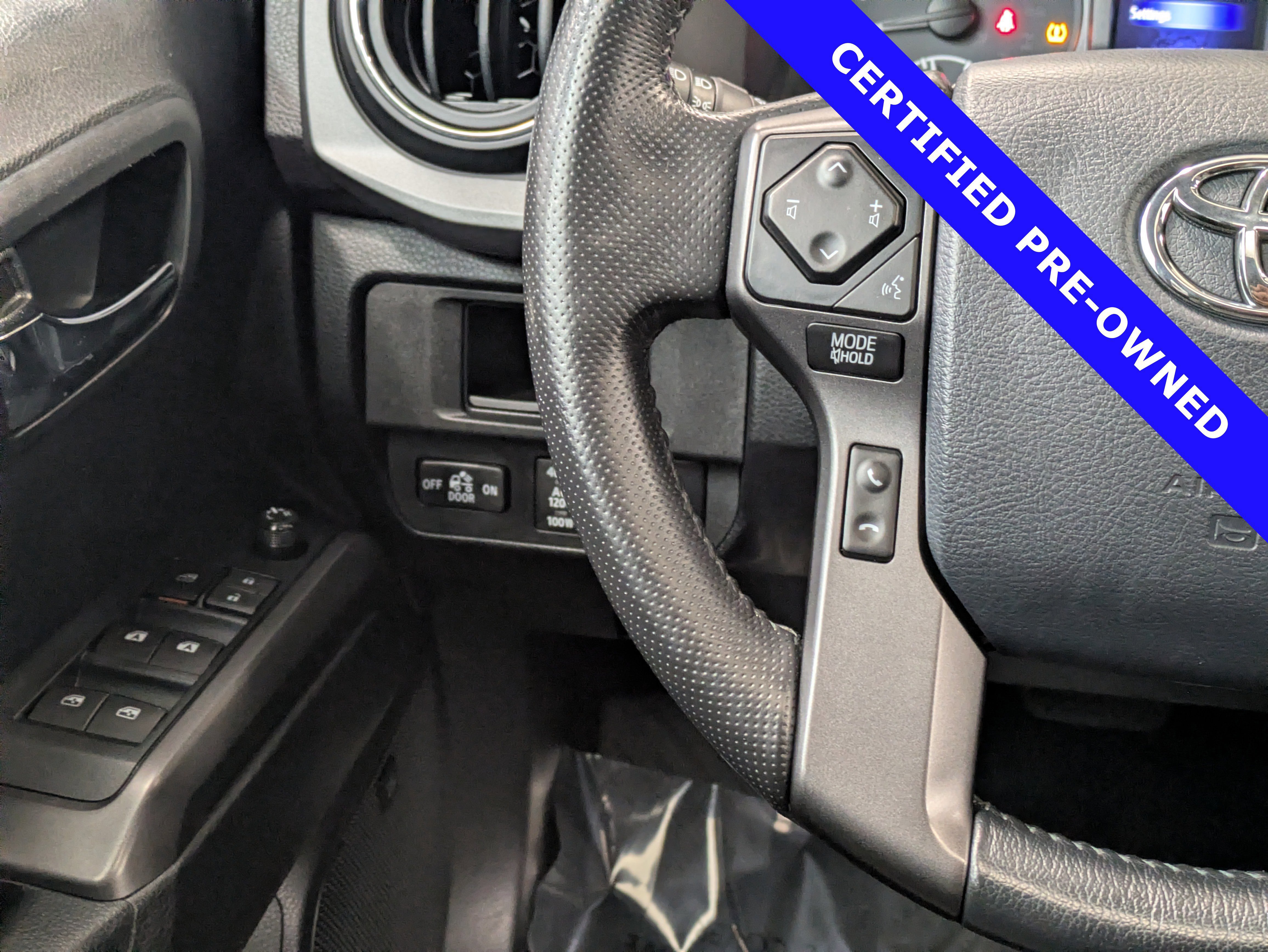 Used 2019 Toyota Tacoma TRD Off-Road image 22