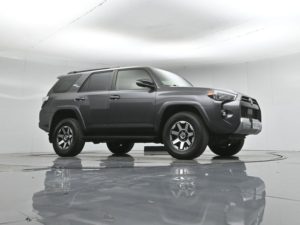 Used 2023 Toyota 4Runner TRD Off-Road Premium image 4