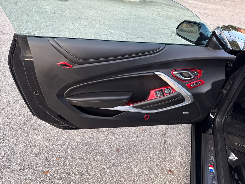 Used 2017 Chevrolet Camaro SS image 14