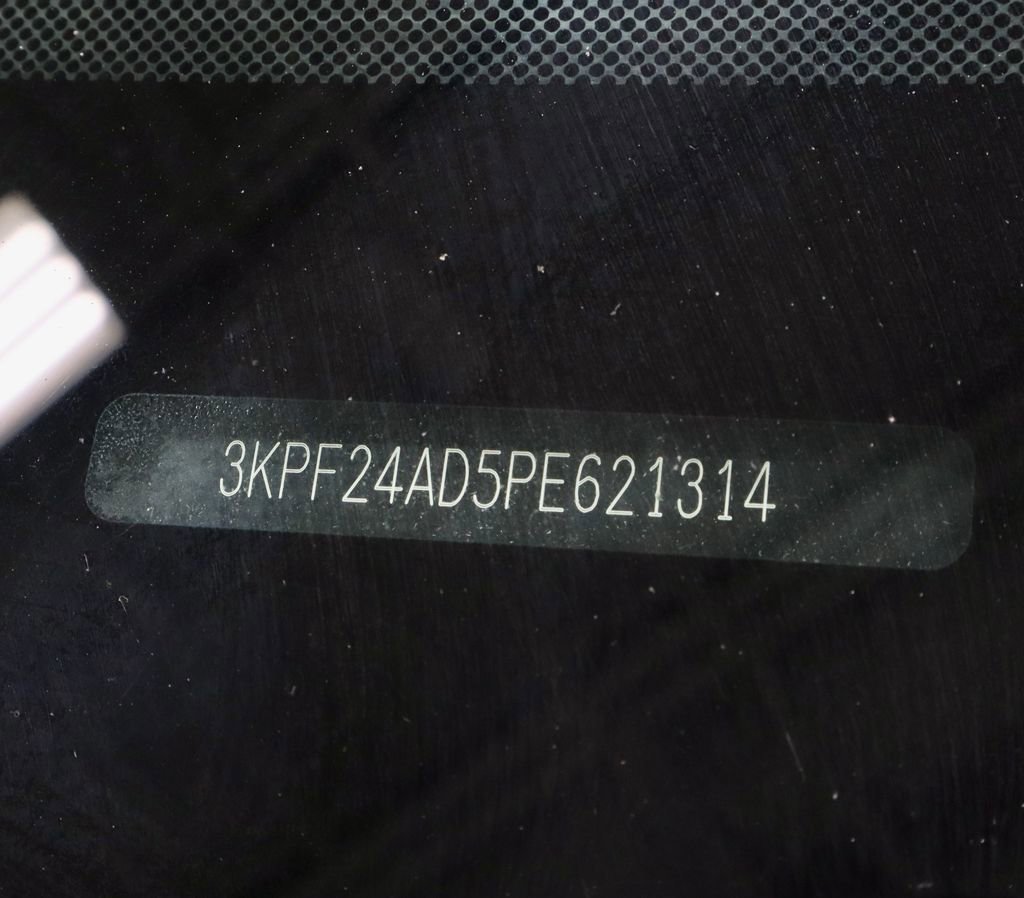 Used 2023 Kia Forte LXS image 34