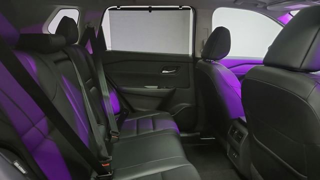Used 2024 Nissan Rogue SV w/ SV Premium Package image 22