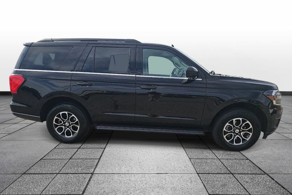 Certified 2024 Ford Expedition XLT AWD/4WD image 4