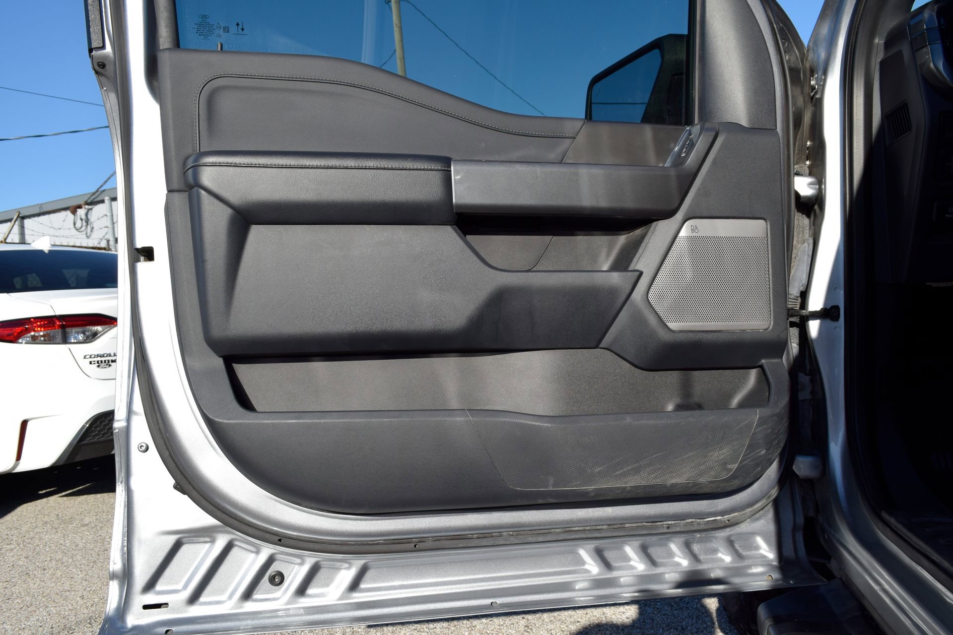 Certified 2022 Ford F150 XLT w/ Equipment Group 302A High image 19